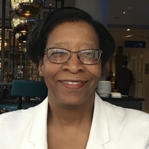 Jacqueline Leonard