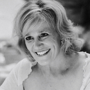 Dr. Jayne Engle