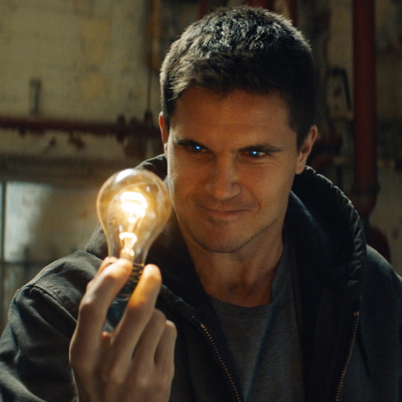 Steve Reviews: Code 8