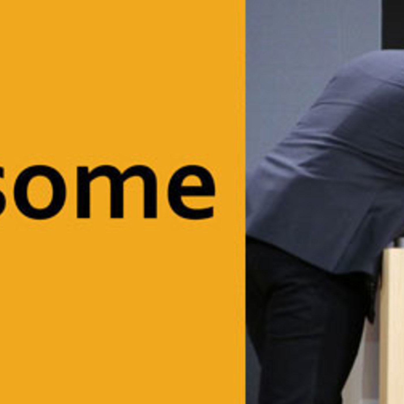 Awkward Poses | AwesomeCast 323