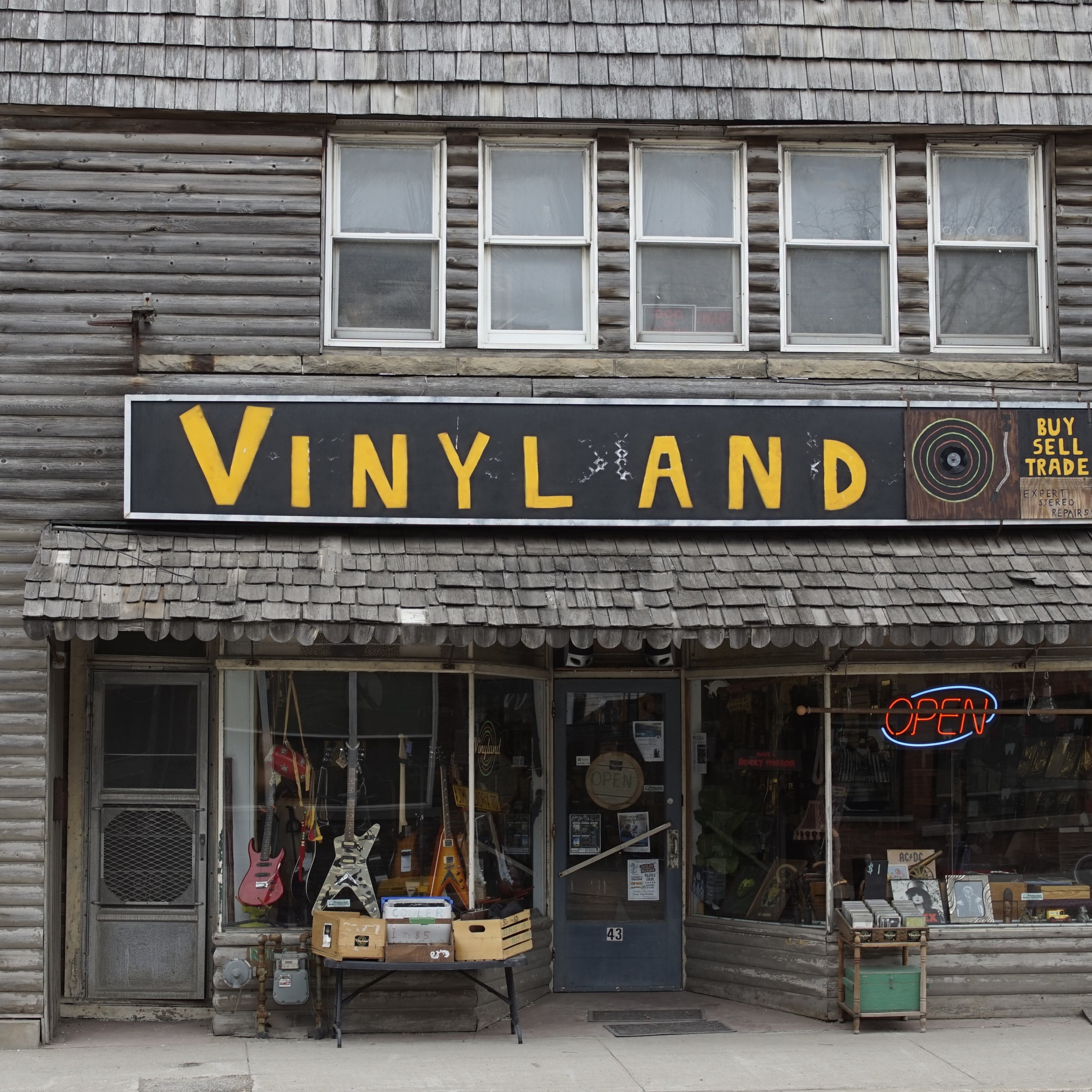 Garbagecast - 238 -  Vinyland episode artwork