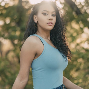 Queen-Jeneve Szymoniak