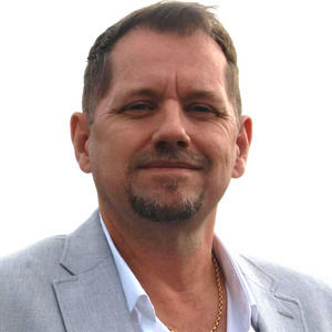 Colin Holloway